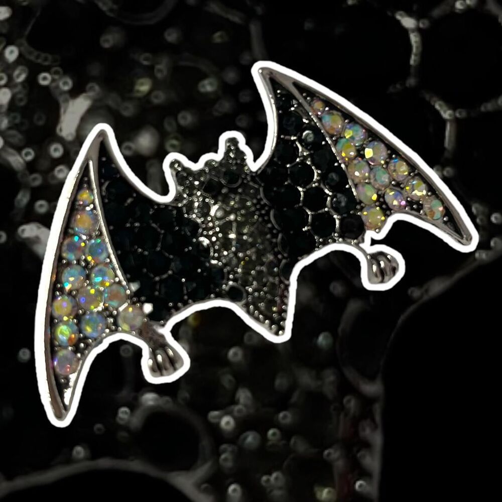 Stunning Elegant Halloween Bat Pin - Sparkling Rhinestone Brooch BLACK/SILVER